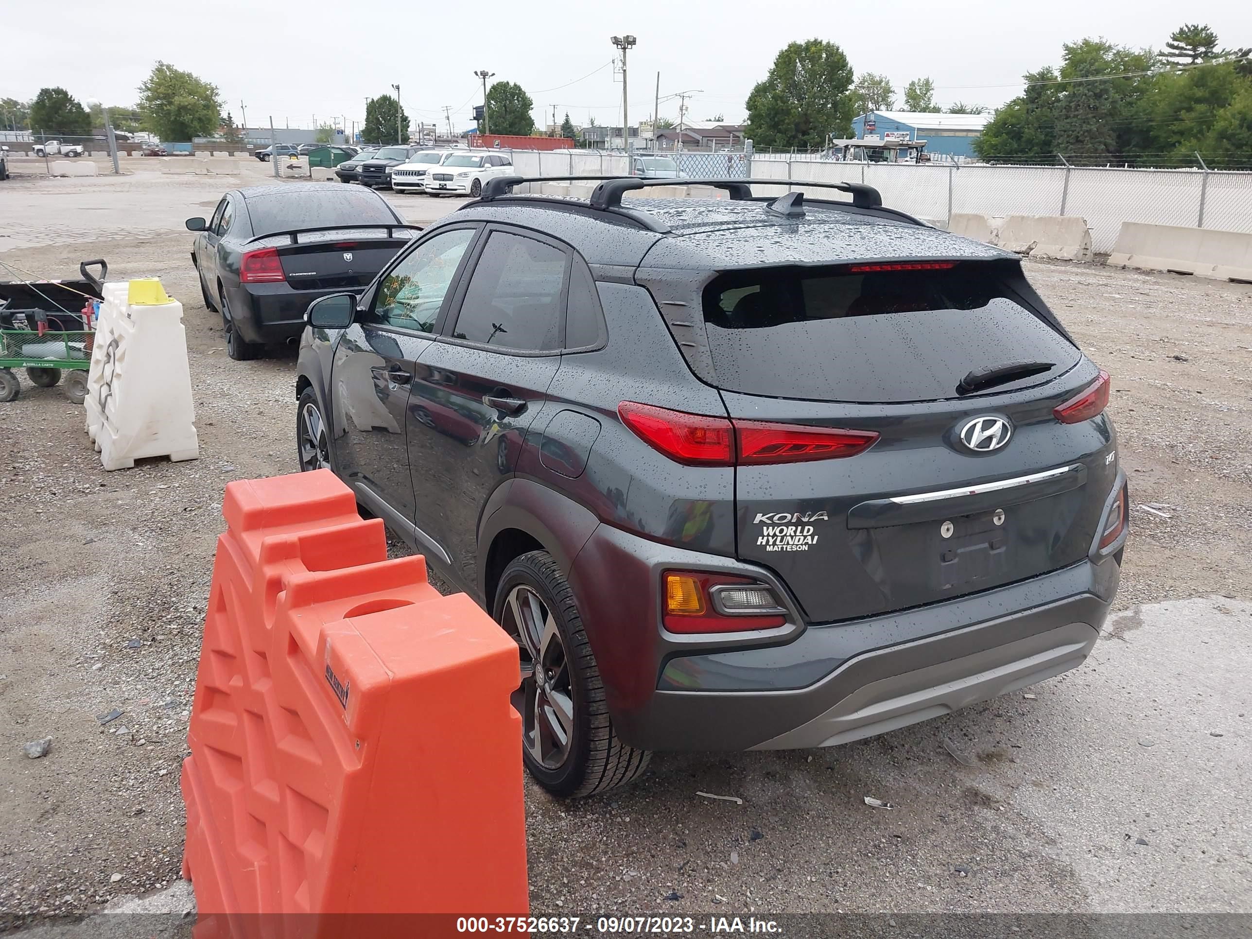 Photo 2 VIN: KM8K33A5XLU479774 - HYUNDAI KONA 