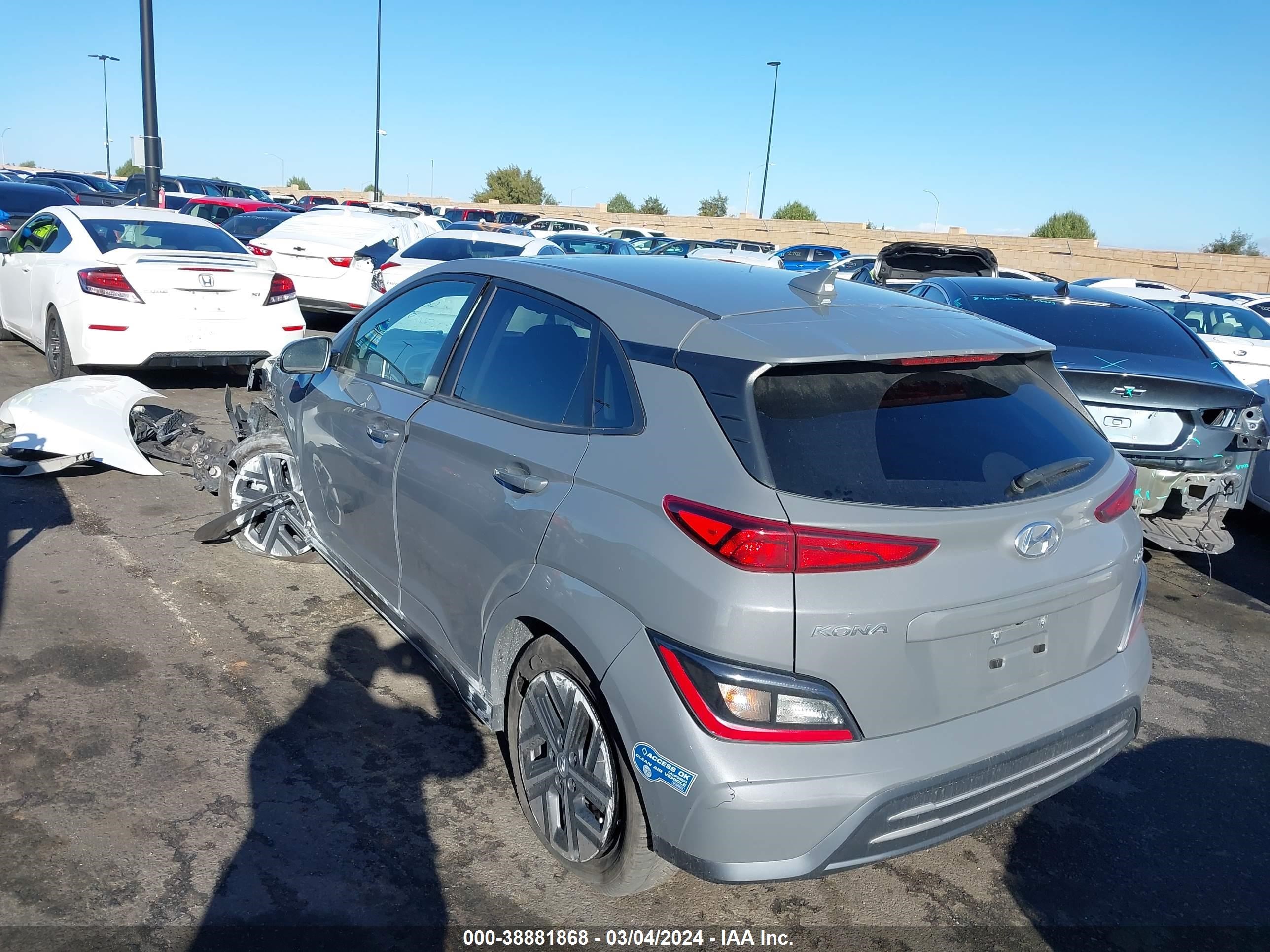 Photo 2 VIN: KM8K33AG2NU140186 - HYUNDAI KONA 