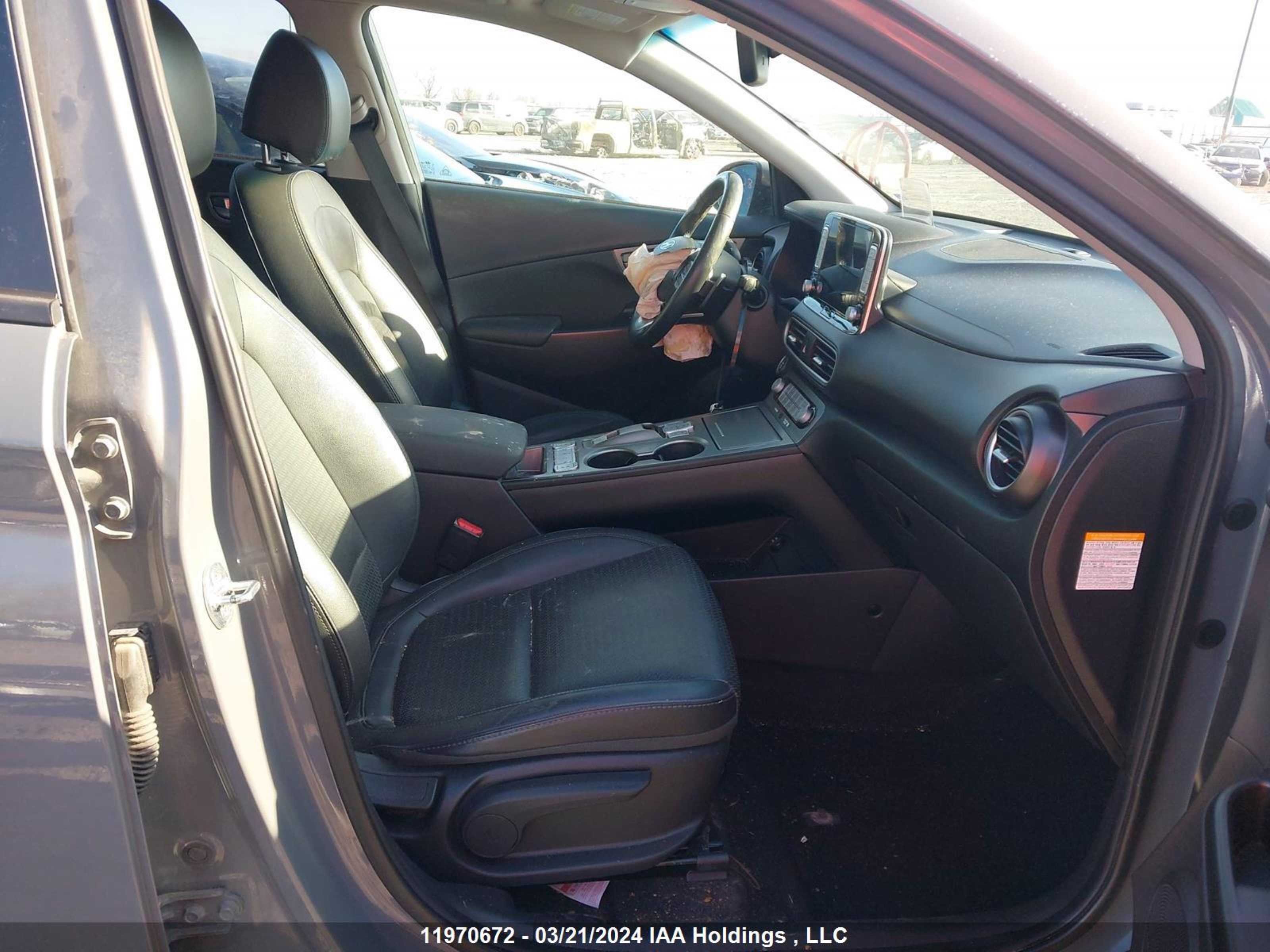 Photo 4 VIN: KM8K33AG3KU023485 - HYUNDAI KONA 