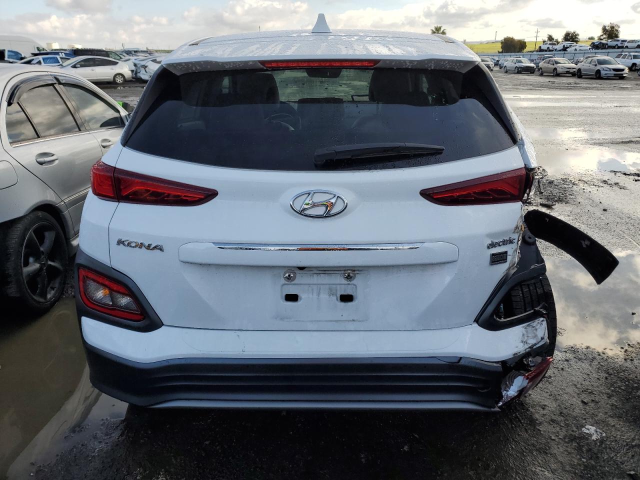 Photo 5 VIN: KM8K33AG3MU128224 - HYUNDAI KONA 