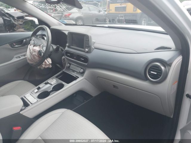 Photo 4 VIN: KM8K33AG3MU134878 - HYUNDAI KONA ELECTRIC 