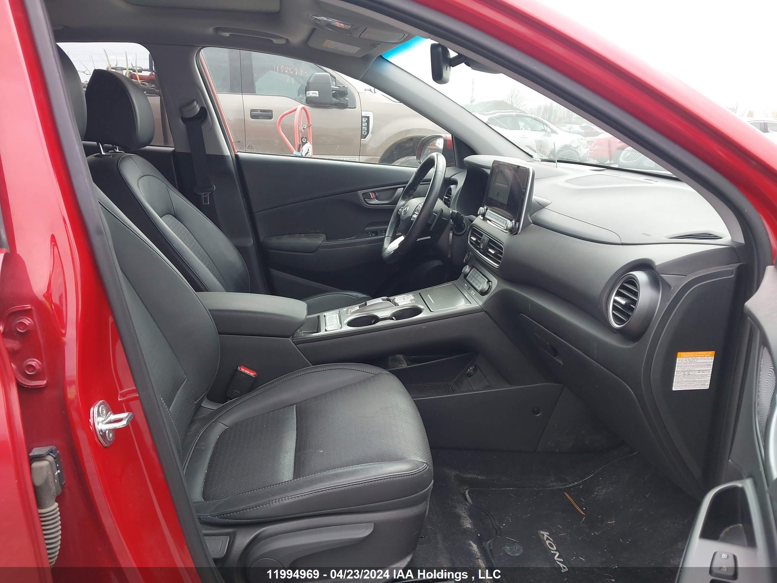 Photo 4 VIN: KM8K33AG5MU117029 - HYUNDAI KONA 