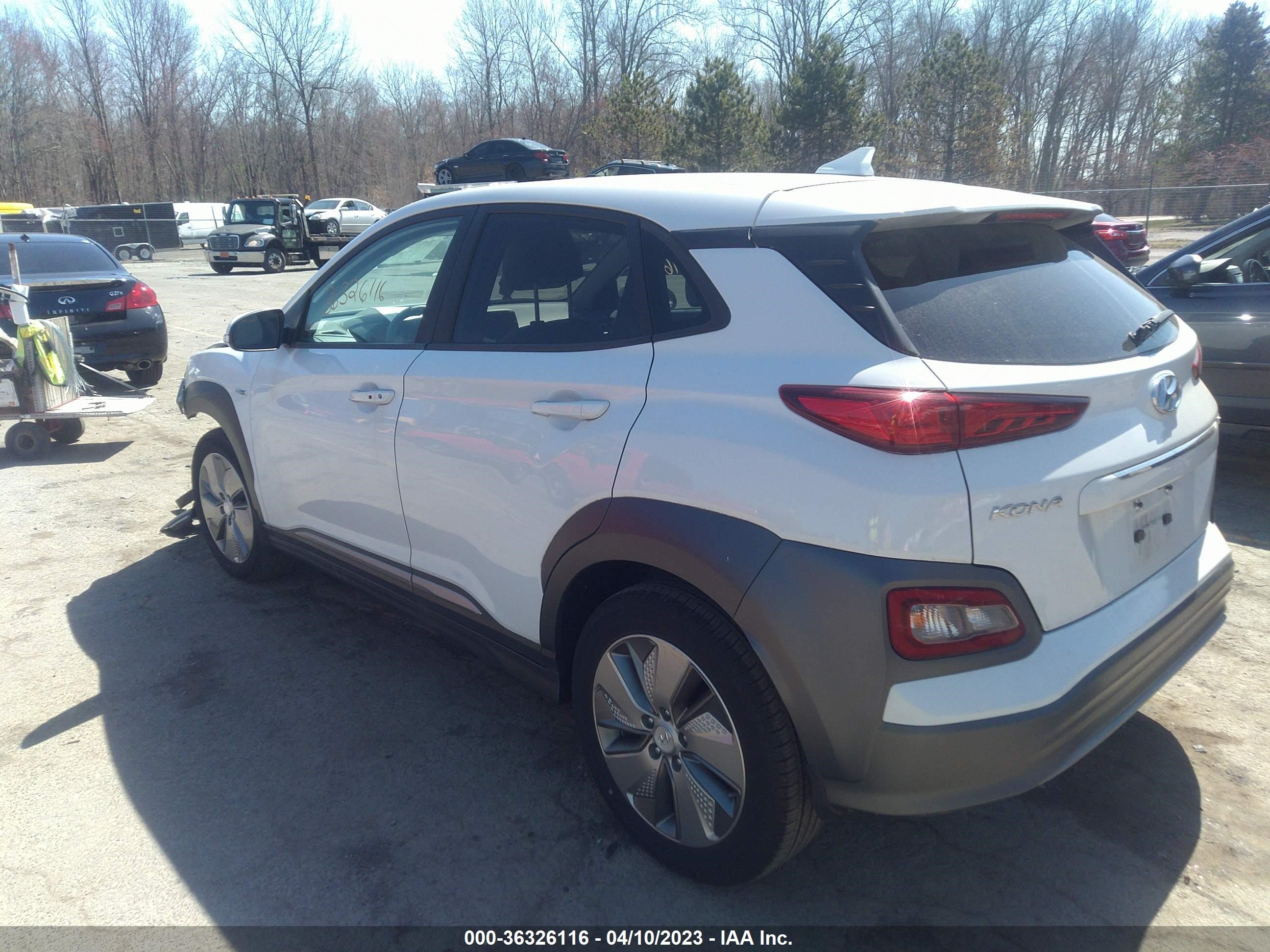 Photo 2 VIN: KM8K33AG6KU052012 - HYUNDAI KONA 