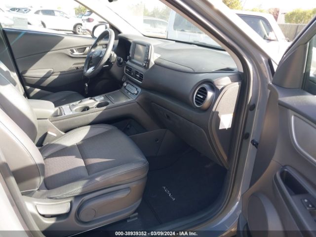 Photo 4 VIN: KM8K33AG7MU130932 - HYUNDAI KONA ELECTRIC 