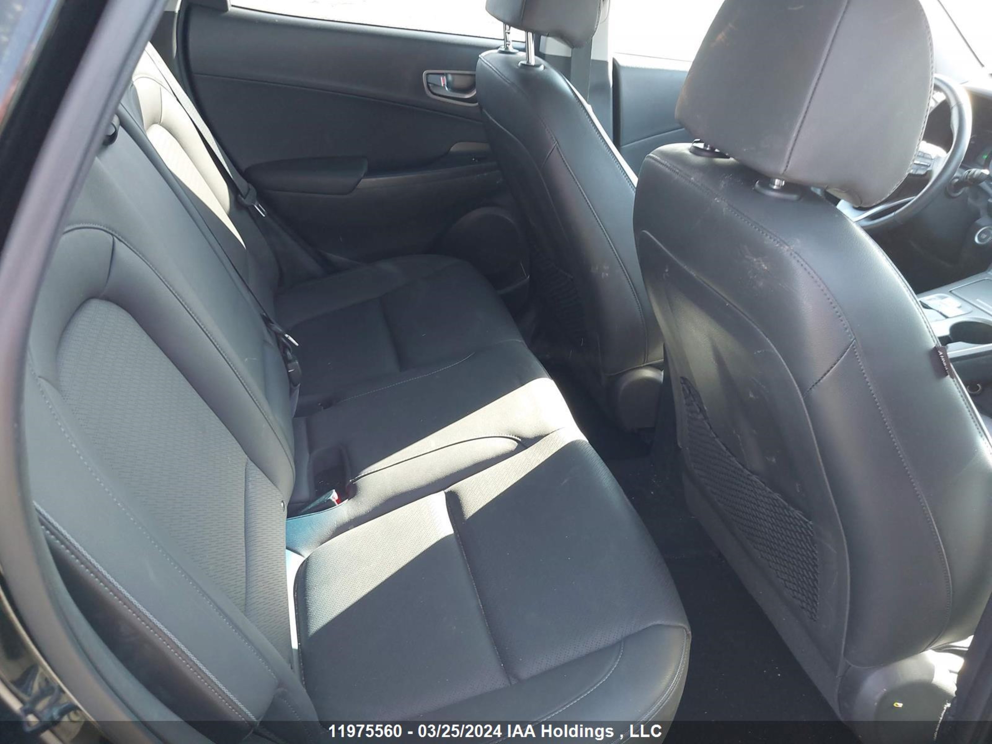 Photo 7 VIN: KM8K33AG9MU125876 - HYUNDAI KONA 