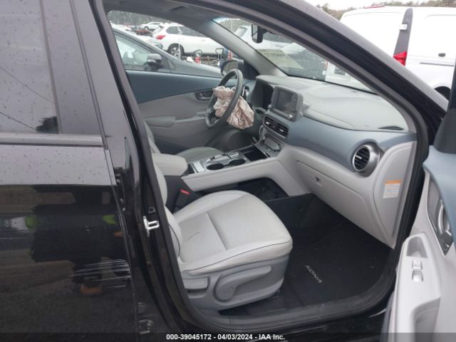 Photo 4 VIN: KM8K33AGXLU071227 - HYUNDAI KONA ELECTRIC 