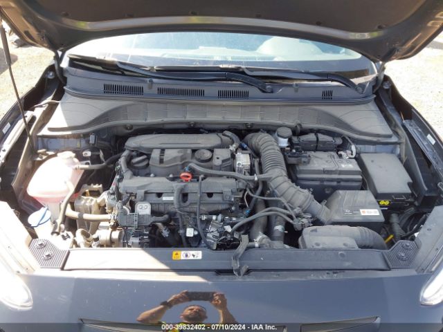 Photo 9 VIN: KM8K3CA30PU027997 - HYUNDAI KONA 