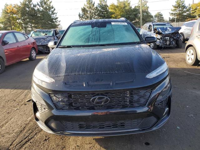 Photo 4 VIN: KM8K3CA31NU907412 - HYUNDAI KONA 