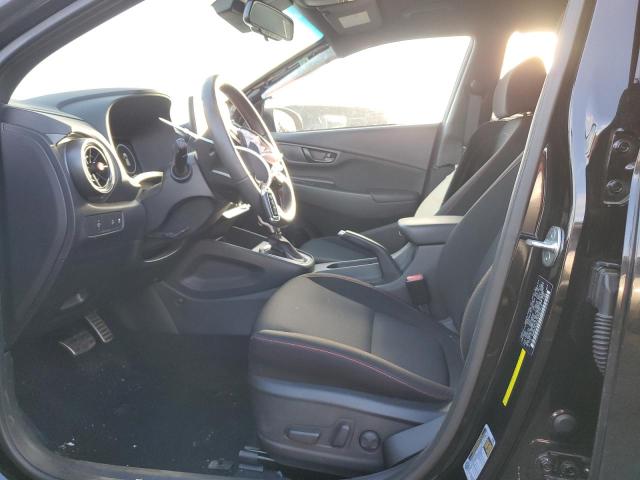 Photo 6 VIN: KM8K3CA31NU907412 - HYUNDAI KONA 