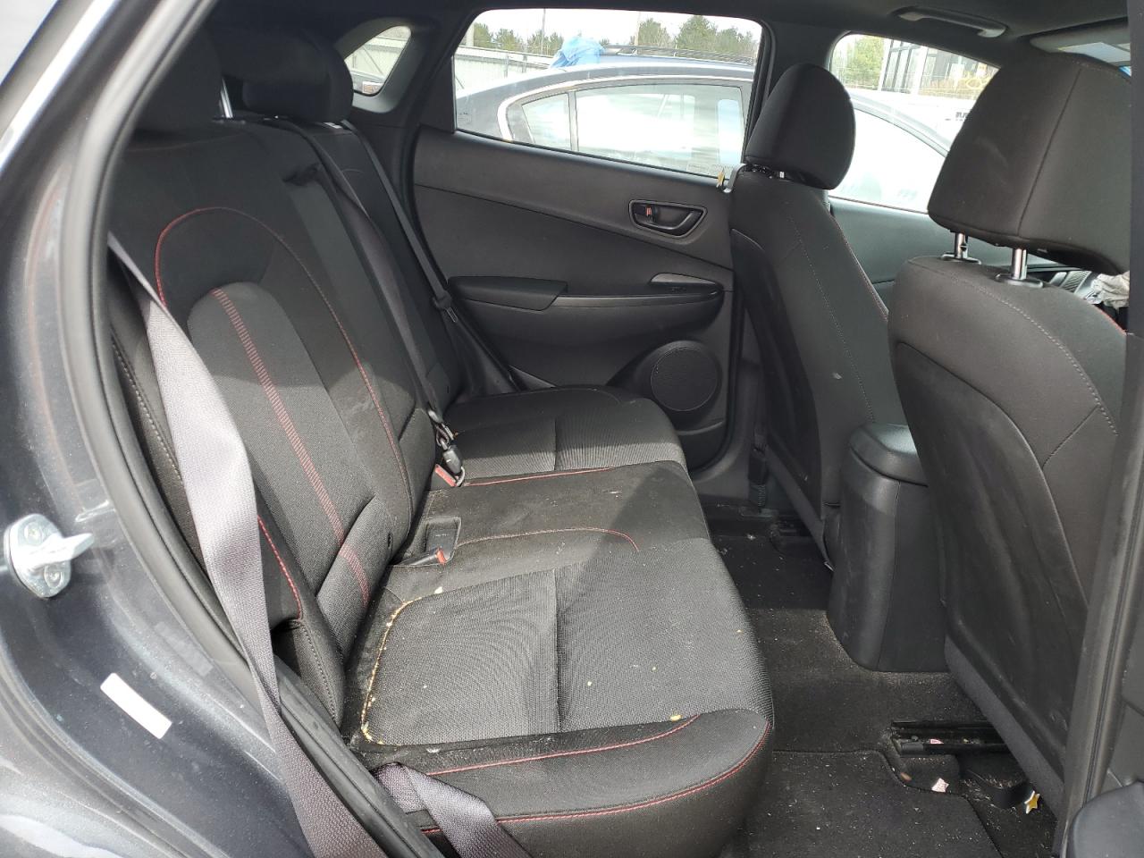 Photo 9 VIN: KM8K3CA35NU776016 - HYUNDAI KONA 