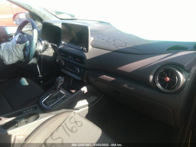 Photo 4 VIN: KM8K3CA35NU861454 - HYUNDAI KONA 