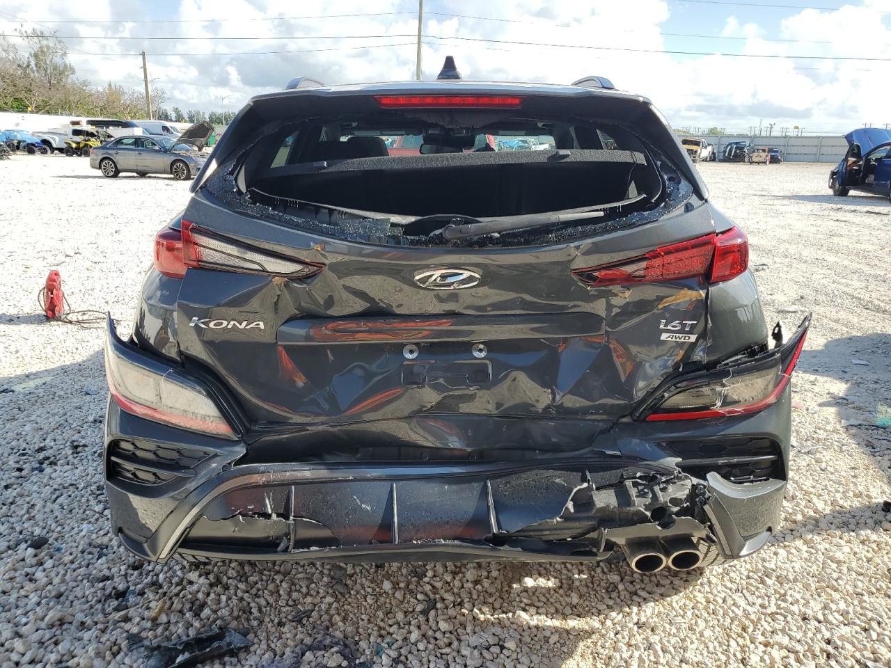 Photo 5 VIN: KM8K3CA35PU989017 - HYUNDAI KONA 