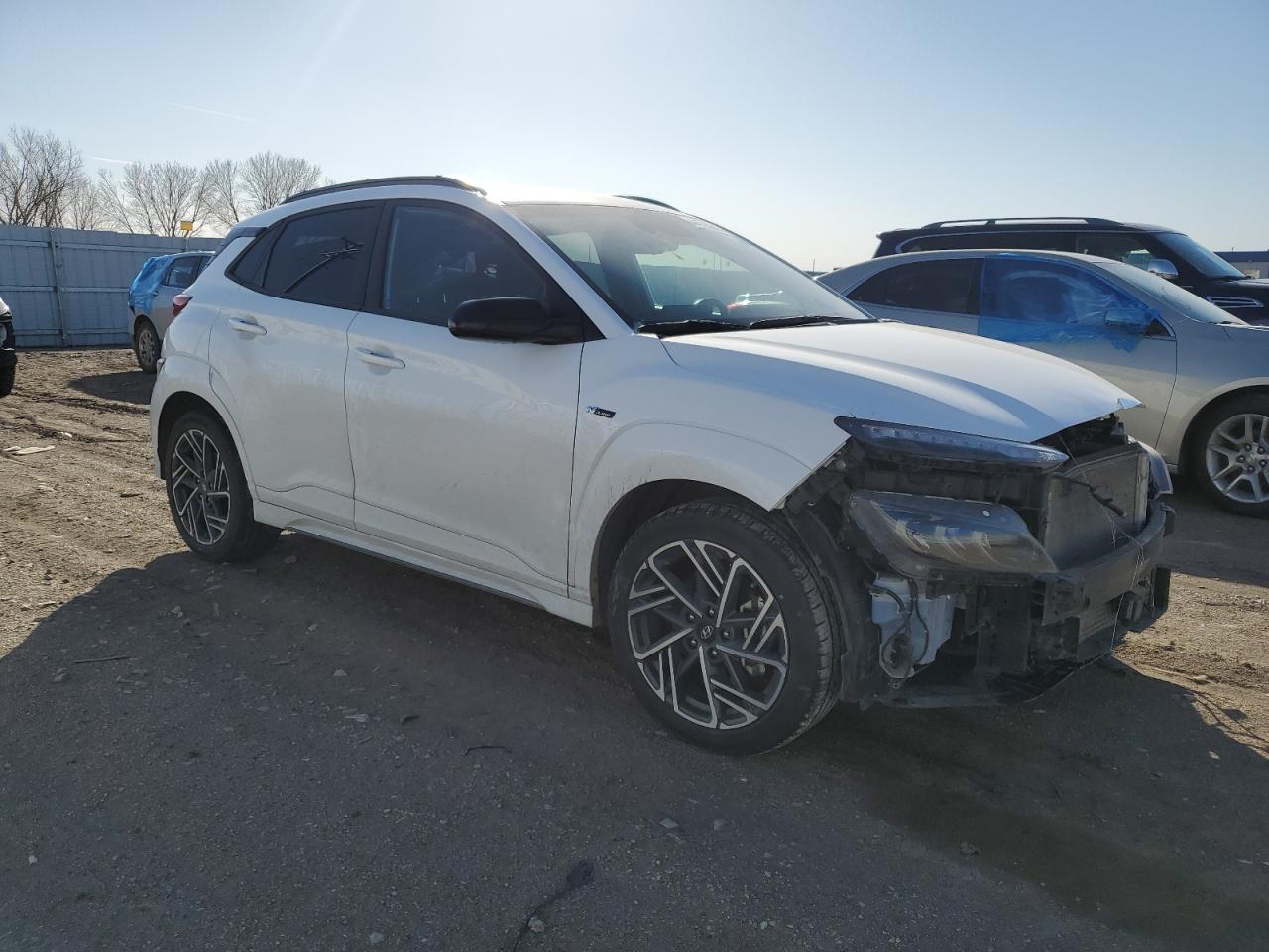 Photo 3 VIN: KM8K3CA36NU863620 - HYUNDAI KONA 