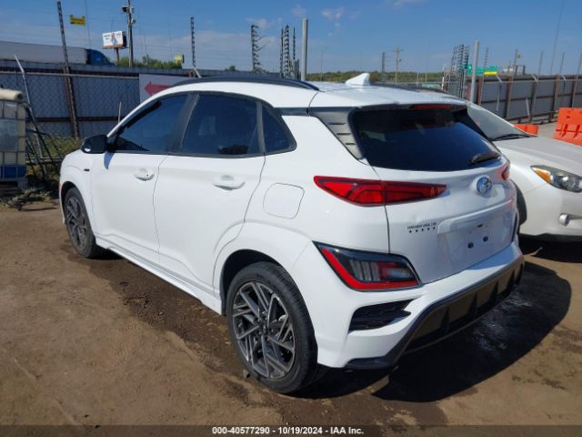 Photo 2 VIN: KM8K3CA37NU867546 - HYUNDAI KONA 