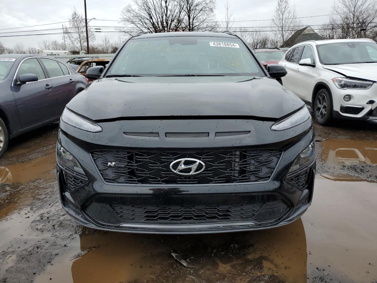 Photo 4 VIN: KM8K3CA39PU974410 - HYUNDAI KONA 