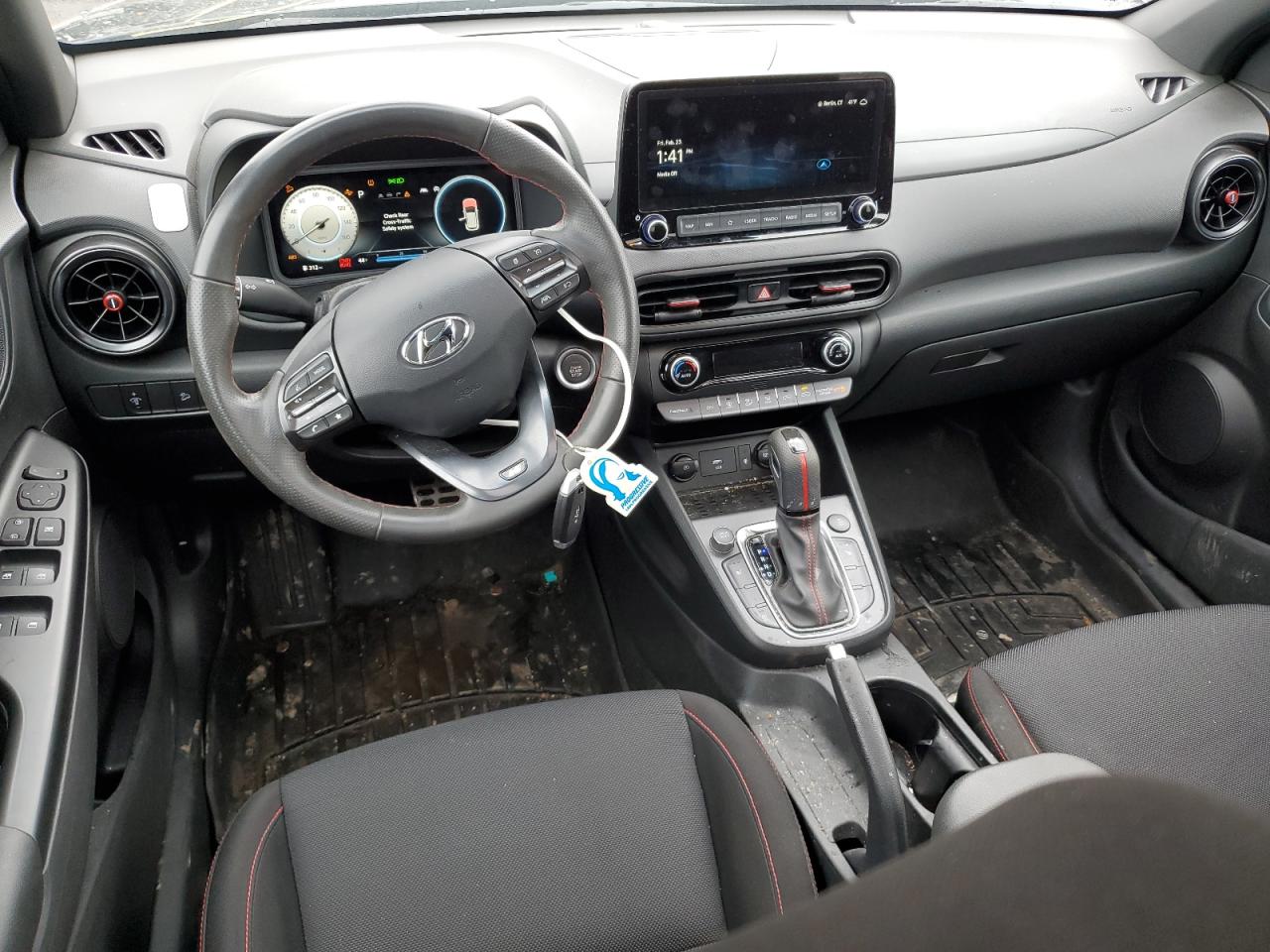 Photo 7 VIN: KM8K3CA39PU974410 - HYUNDAI KONA 