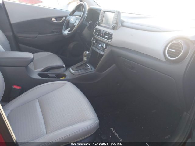 Photo 4 VIN: KM8K3CA50LU484305 - HYUNDAI KONA 