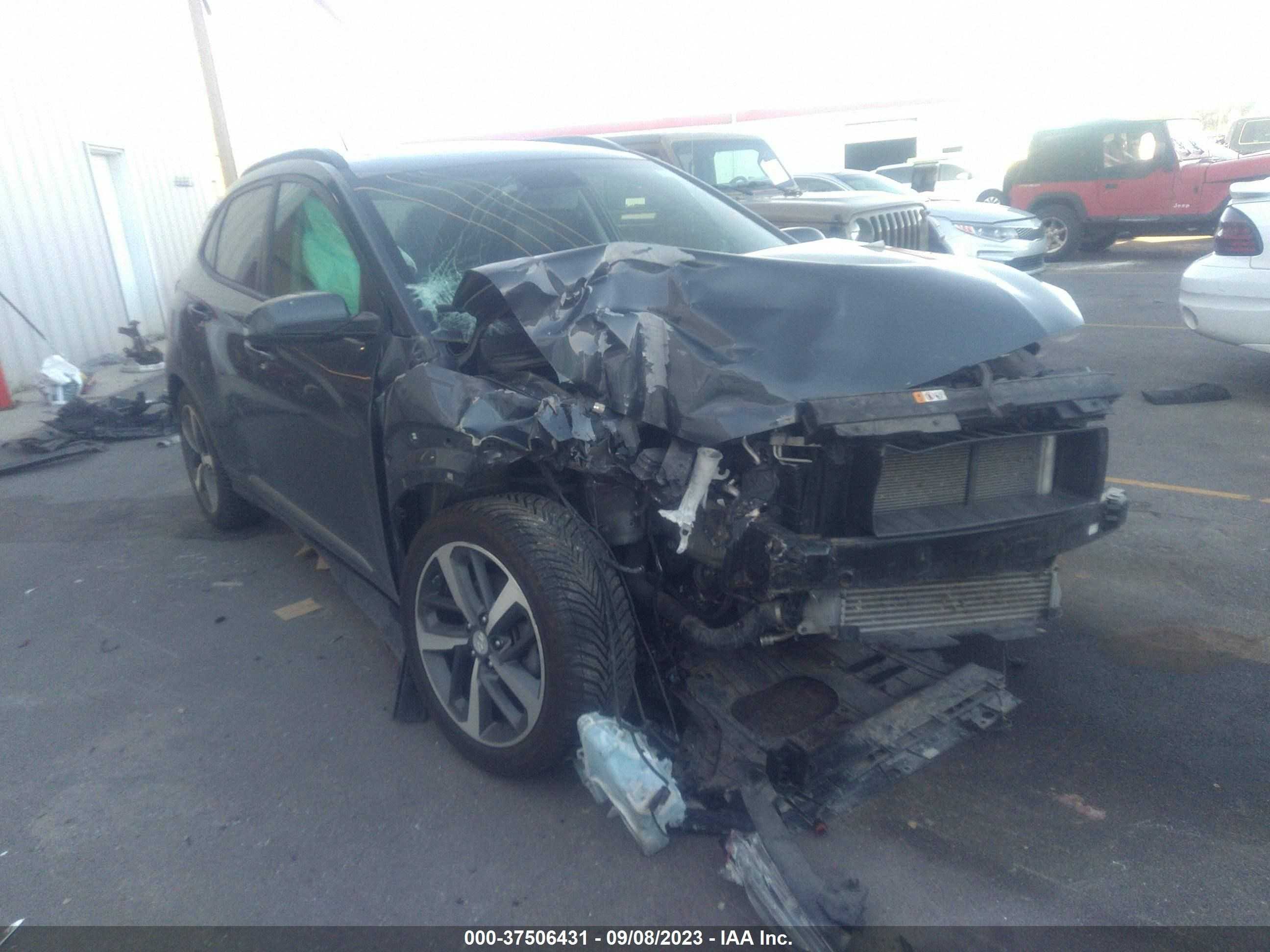 Photo 0 VIN: KM8K3CA51JU102022 - HYUNDAI KONA 