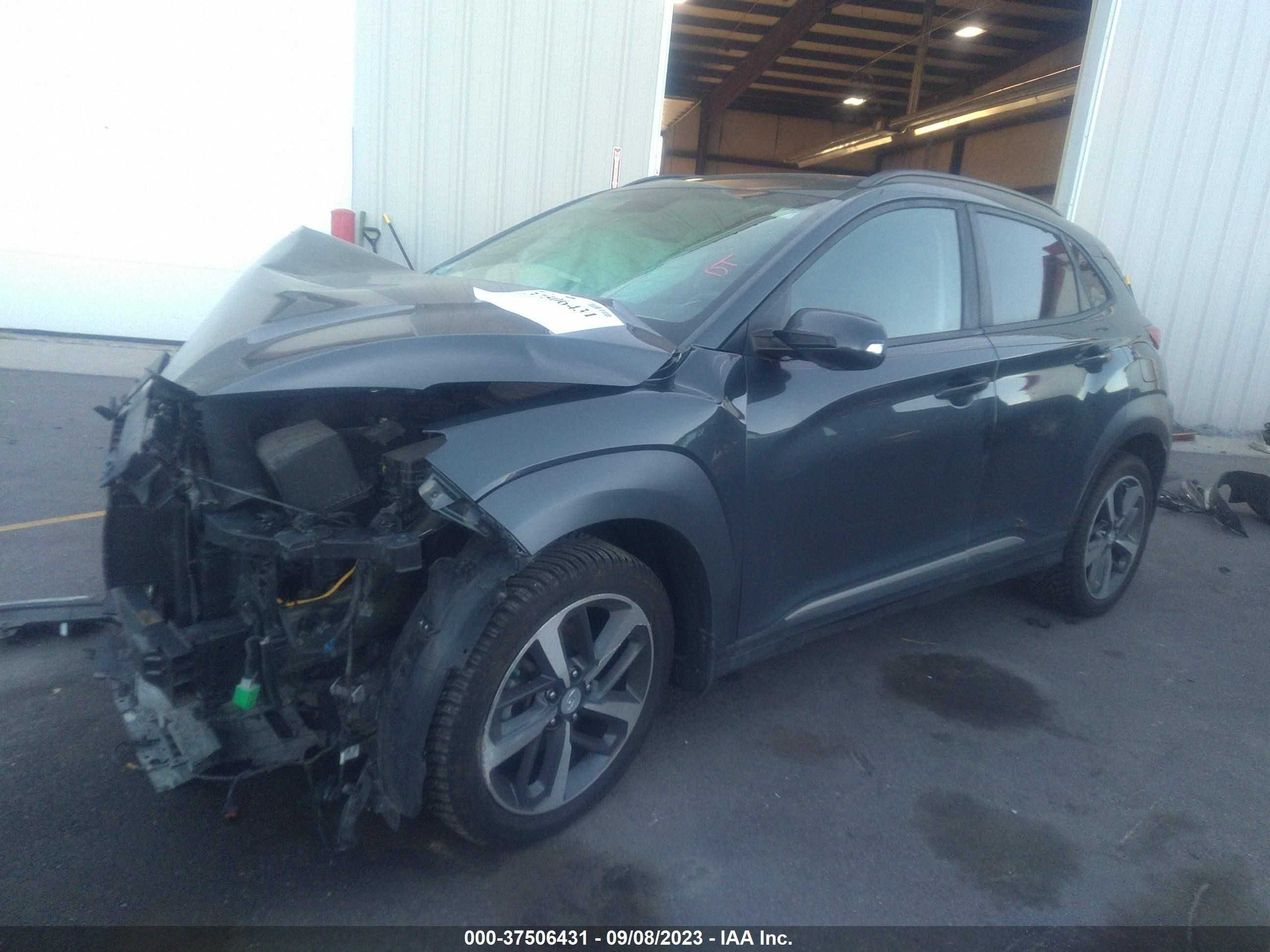 Photo 1 VIN: KM8K3CA51JU102022 - HYUNDAI KONA 