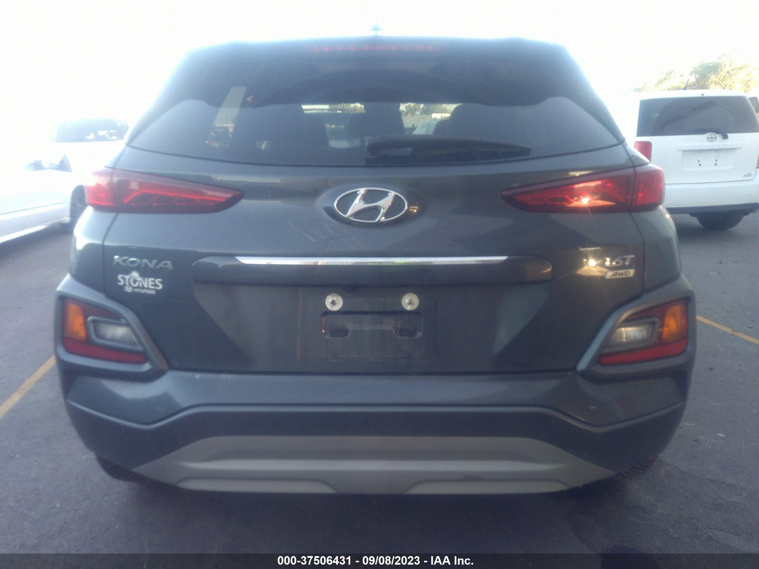 Photo 15 VIN: KM8K3CA51JU102022 - HYUNDAI KONA 