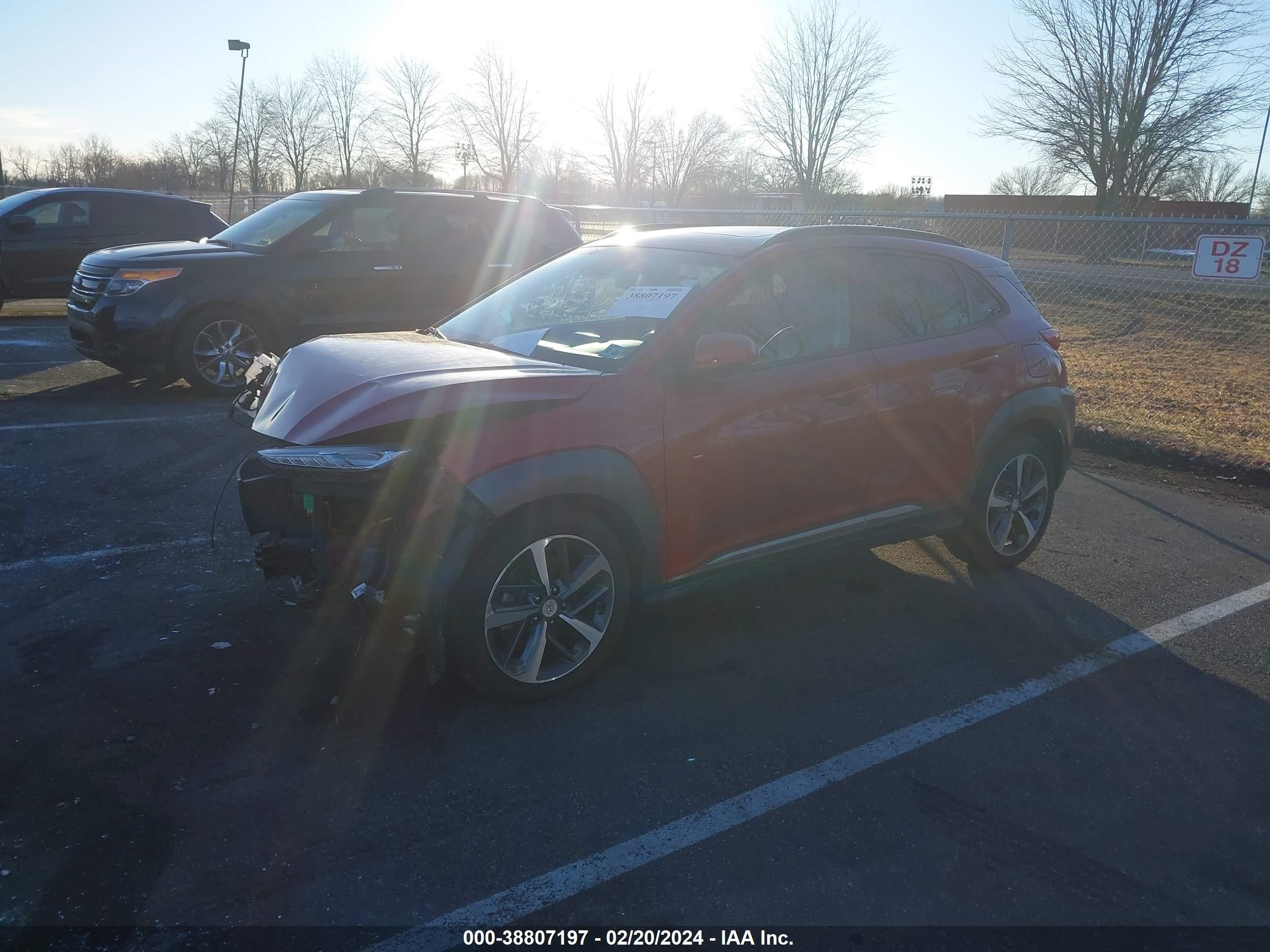 Photo 1 VIN: KM8K3CA51KU225191 - HYUNDAI KONA 