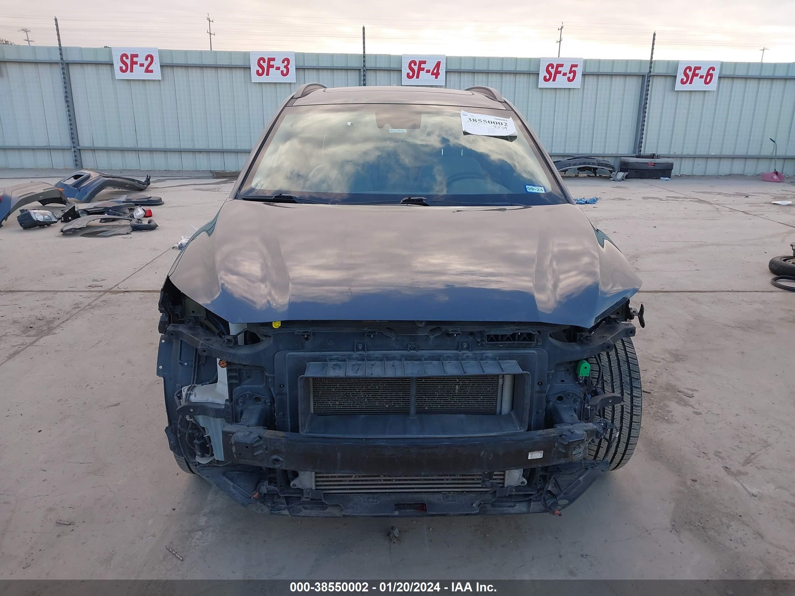 Photo 12 VIN: KM8K3CA53KU265935 - HYUNDAI KONA 