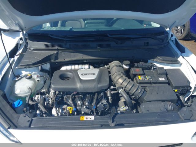 Photo 9 VIN: KM8K3CA53KU380826 - HYUNDAI KONA 