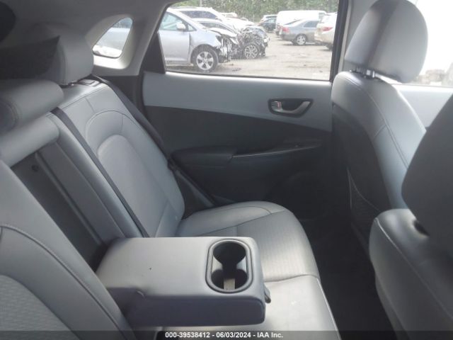 Photo 7 VIN: KM8K3CA54JU133328 - HYUNDAI KONA 