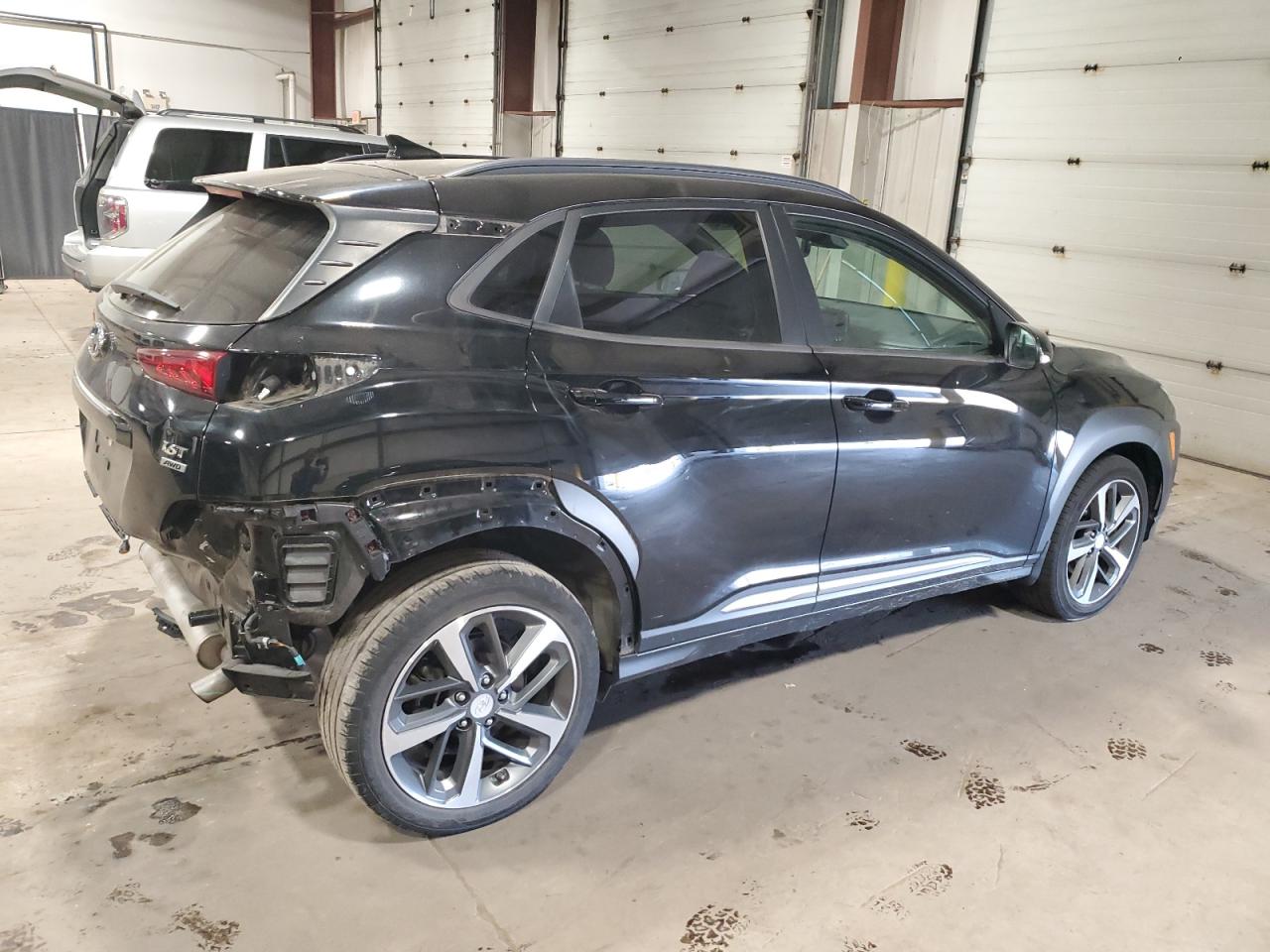 Photo 2 VIN: KM8K3CA55KU376678 - HYUNDAI KONA 