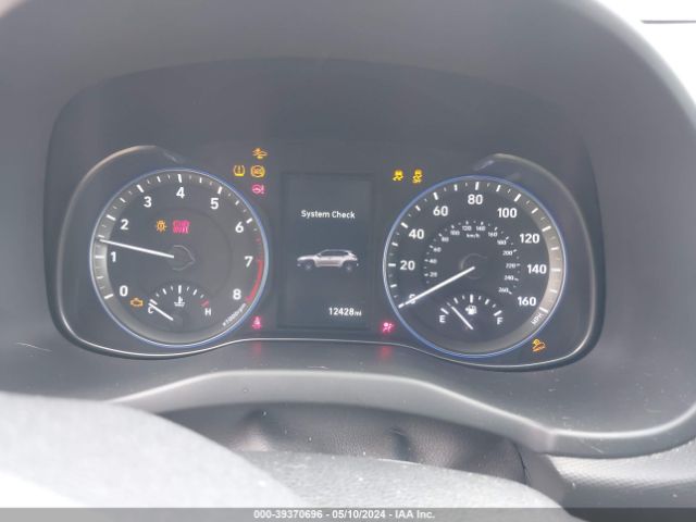 Photo 6 VIN: KM8K3CA55MU600647 - HYUNDAI KONA 