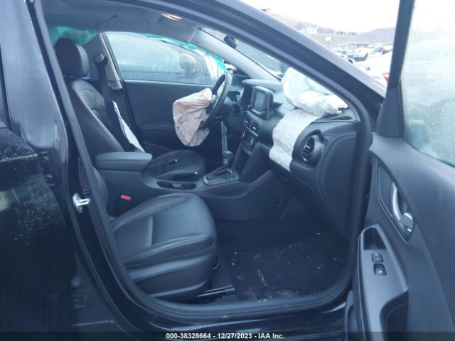 Photo 4 VIN: KM8K3CA56JU092006 - HYUNDAI KONA 