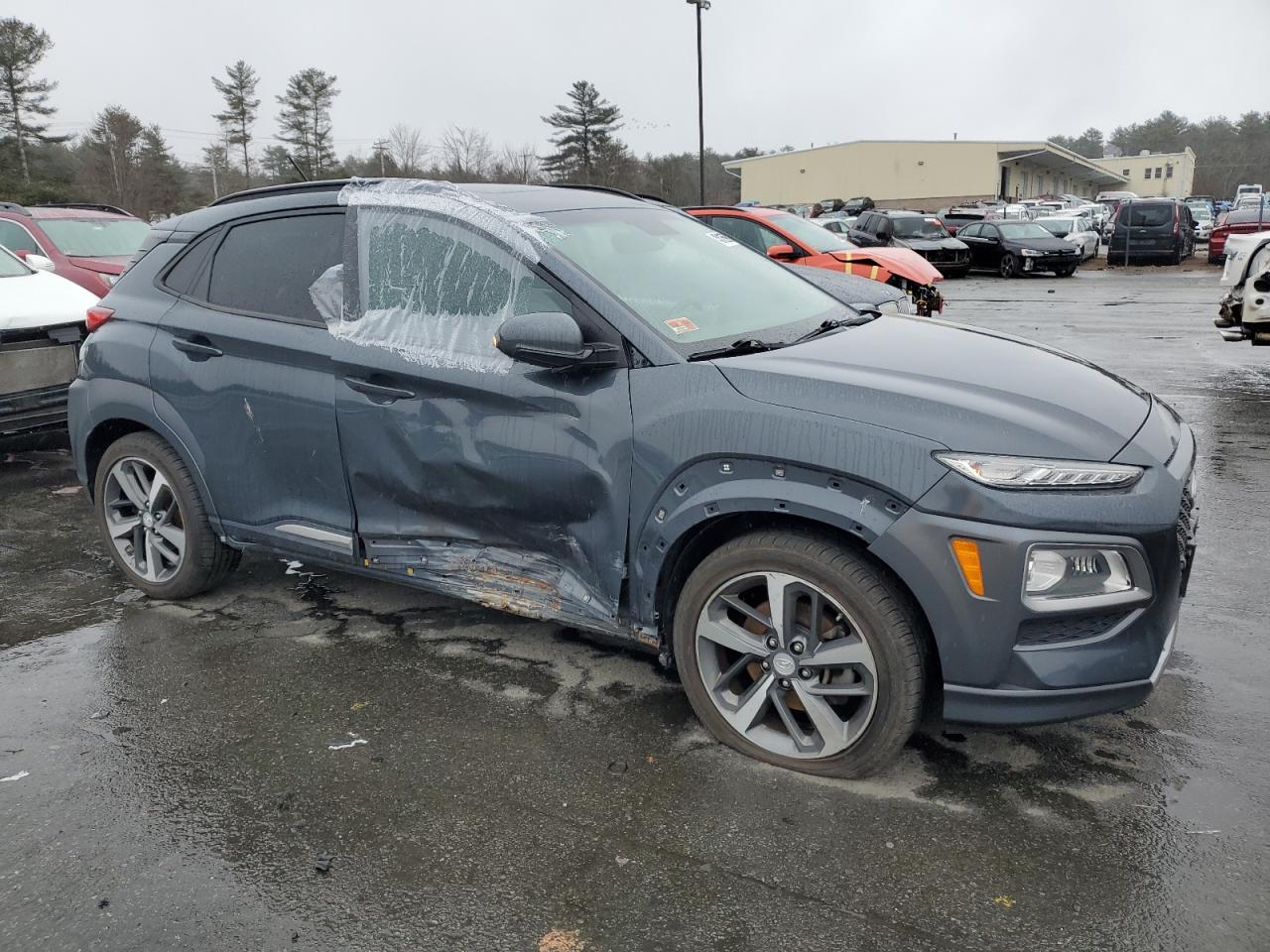 Photo 3 VIN: KM8K3CA57JU141214 - HYUNDAI KONA 