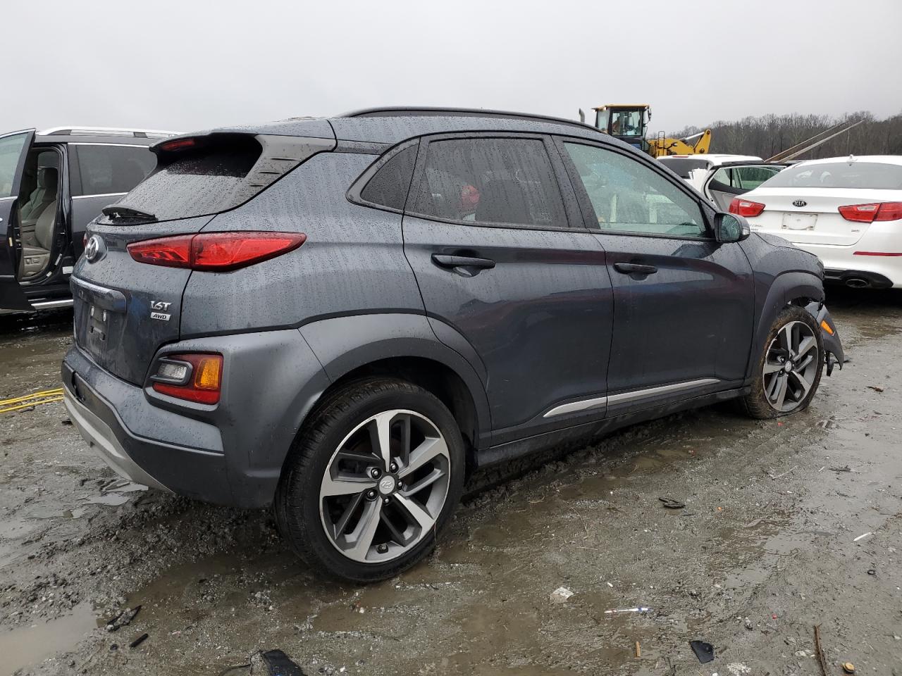 Photo 2 VIN: KM8K3CA59JU132868 - HYUNDAI KONA 