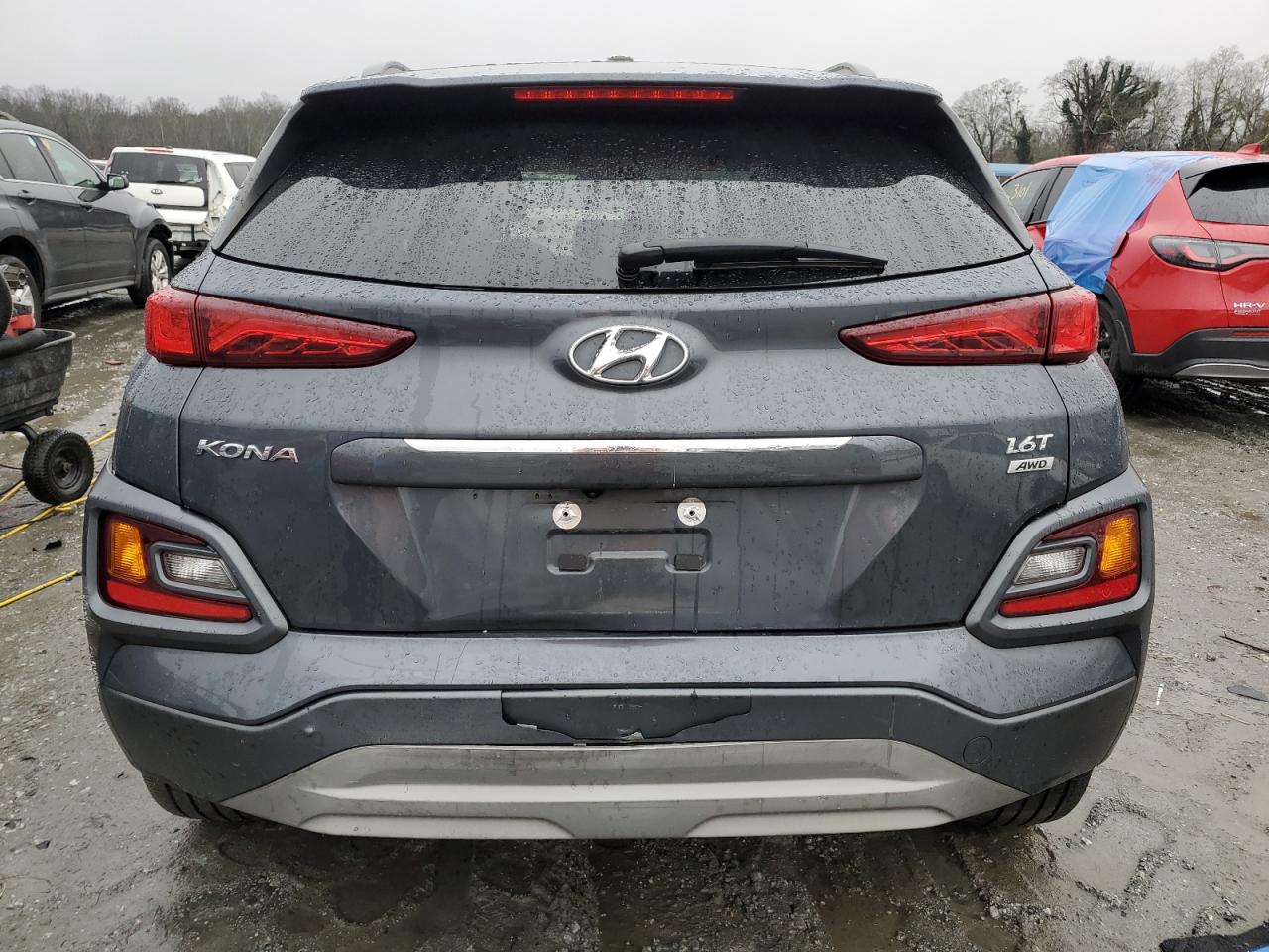 Photo 5 VIN: KM8K3CA59JU132868 - HYUNDAI KONA 