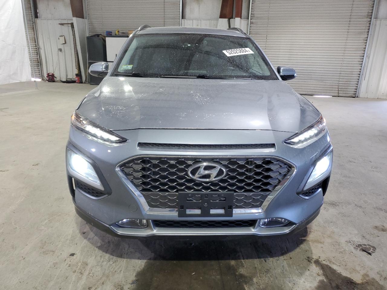 Photo 4 VIN: KM8K3CA5XMU657376 - HYUNDAI KONA 