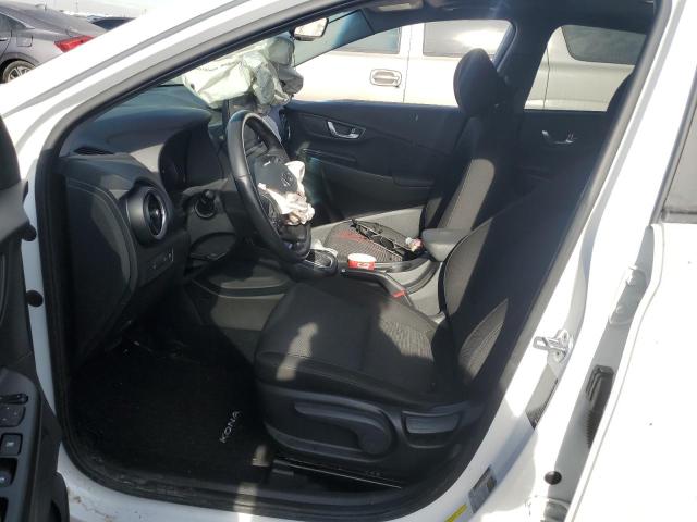 Photo 6 VIN: KM8K3CAB0NU840700 - HYUNDAI KONA SEL 