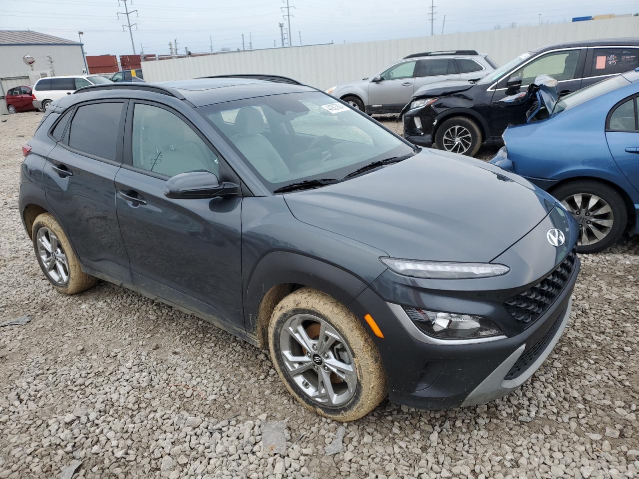 Photo 3 VIN: KM8K3CAB1NU758457 - HYUNDAI KONA 