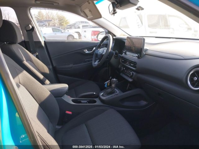 Photo 4 VIN: KM8K3CAB1PU961898 - HYUNDAI KONA 