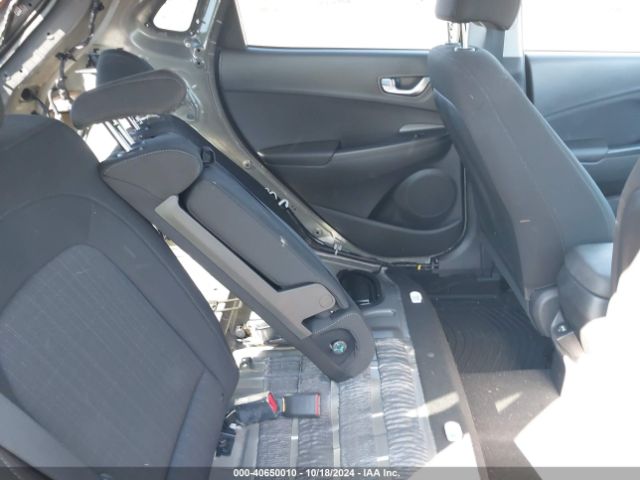 Photo 7 VIN: KM8K3CAB7PU048708 - HYUNDAI KONA 