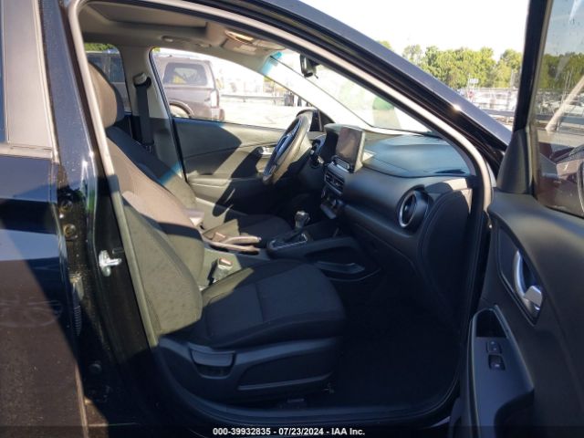 Photo 4 VIN: KM8K3CAB8PU962790 - HYUNDAI KONA 