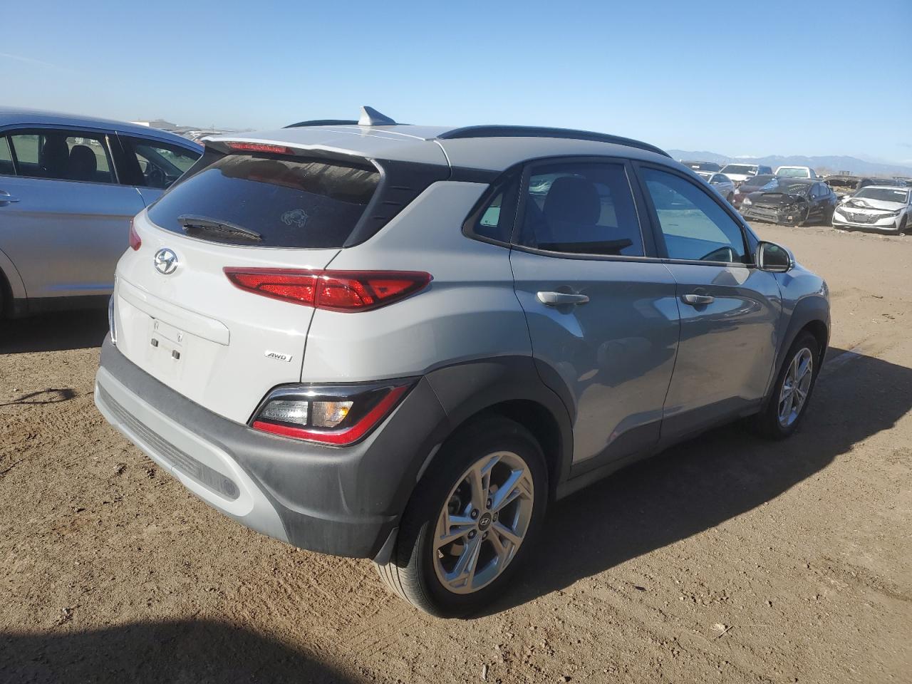 Photo 2 VIN: KM8K3CAB9NU911487 - HYUNDAI KONA 