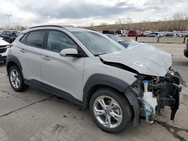 Photo 3 VIN: KM8K3CABXNU818137 - HYUNDAI KONA 