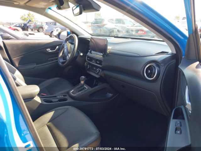 Photo 4 VIN: KM8K53A30NU805383 - HYUNDAI KONA 