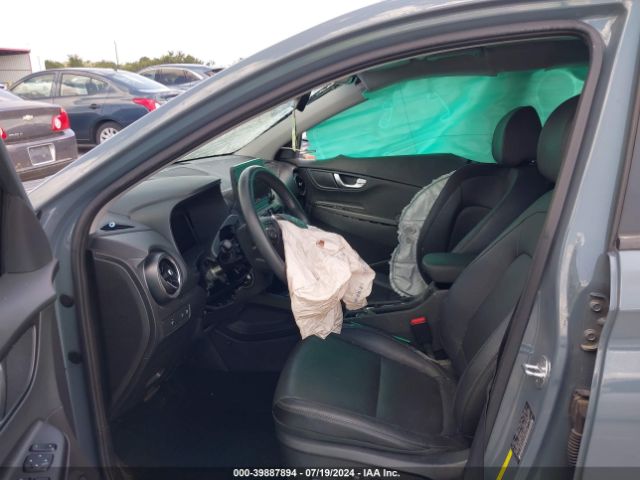 Photo 4 VIN: KM8K53A30NU924390 - HYUNDAI KONA 