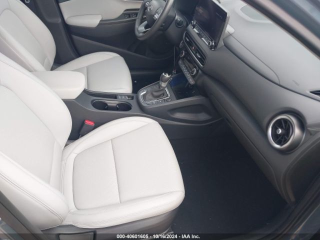 Photo 4 VIN: KM8K53A33PU944099 - HYUNDAI KONA 