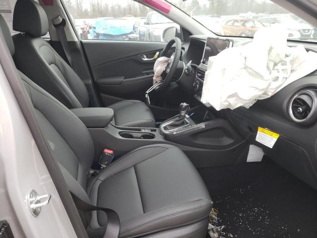 Photo 4 VIN: KM8K53A34NU827970 - HYUNDAI KONA 