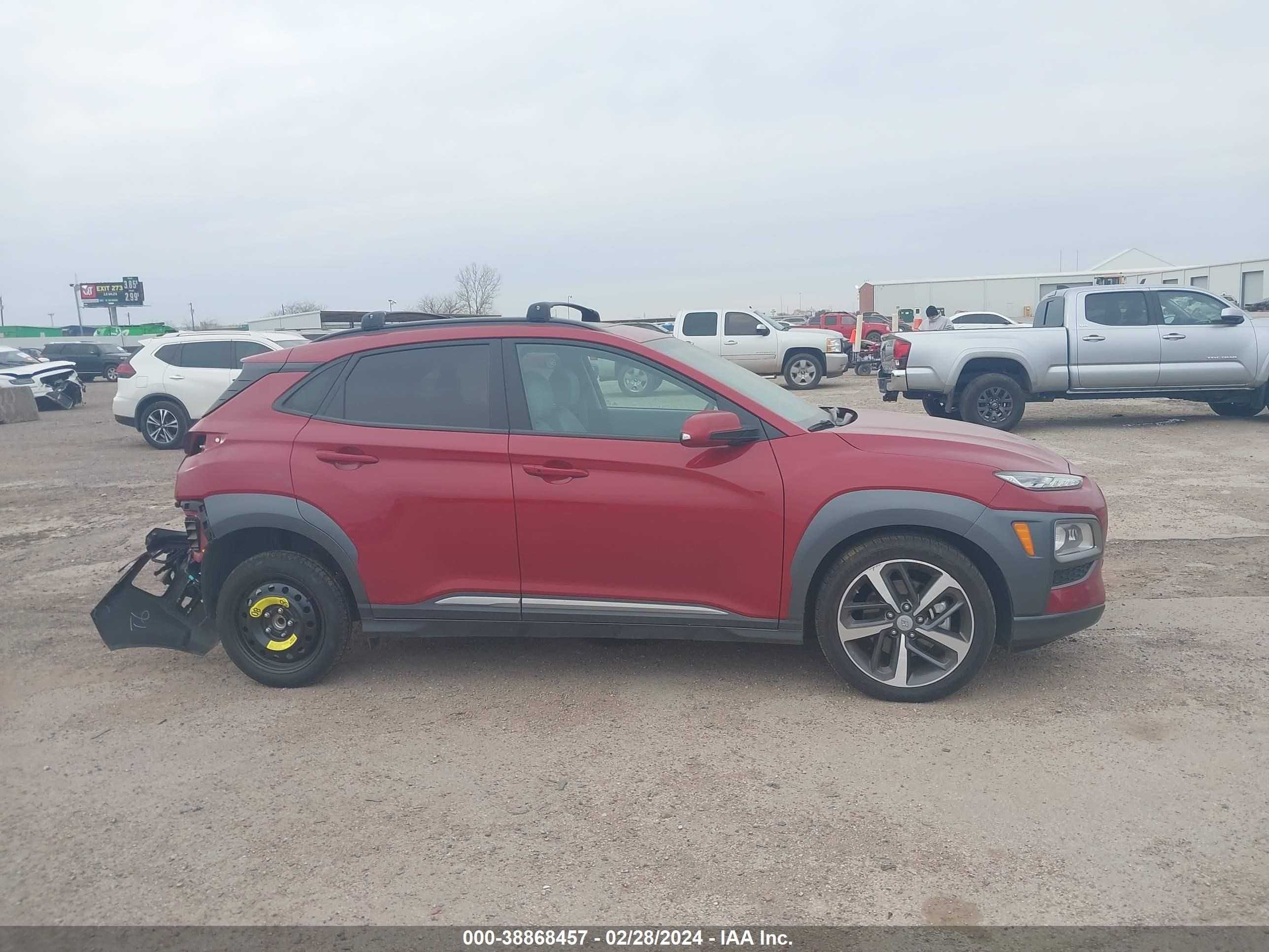 Photo 12 VIN: KM8K53A51MU713800 - HYUNDAI KONA 