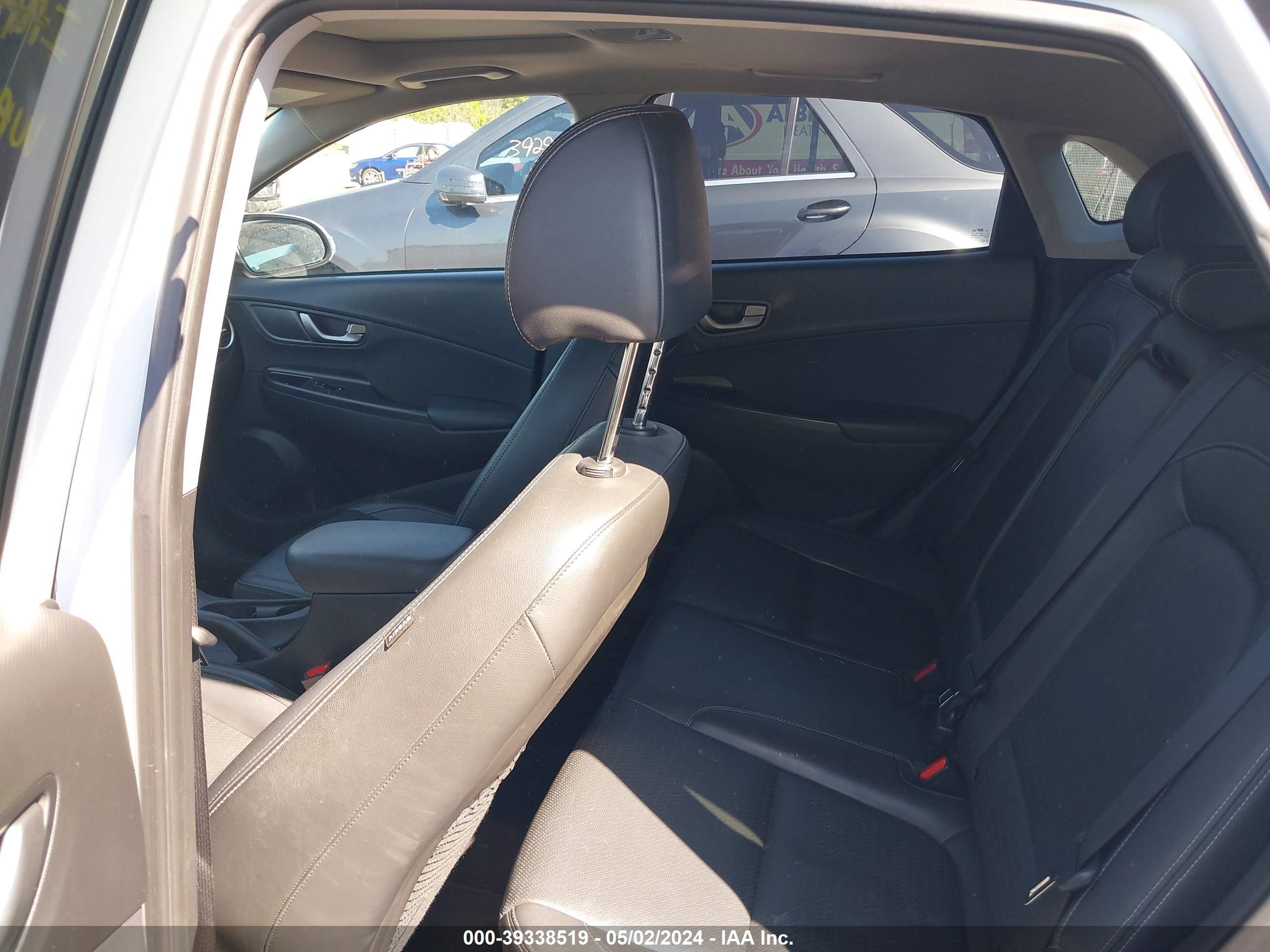 Photo 7 VIN: KM8K53A52LU502359 - HYUNDAI KONA 