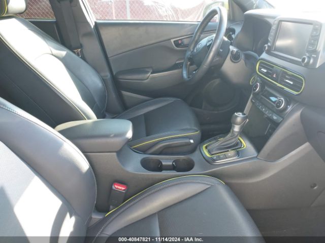 Photo 4 VIN: KM8K53A53LU558844 - HYUNDAI KONA 