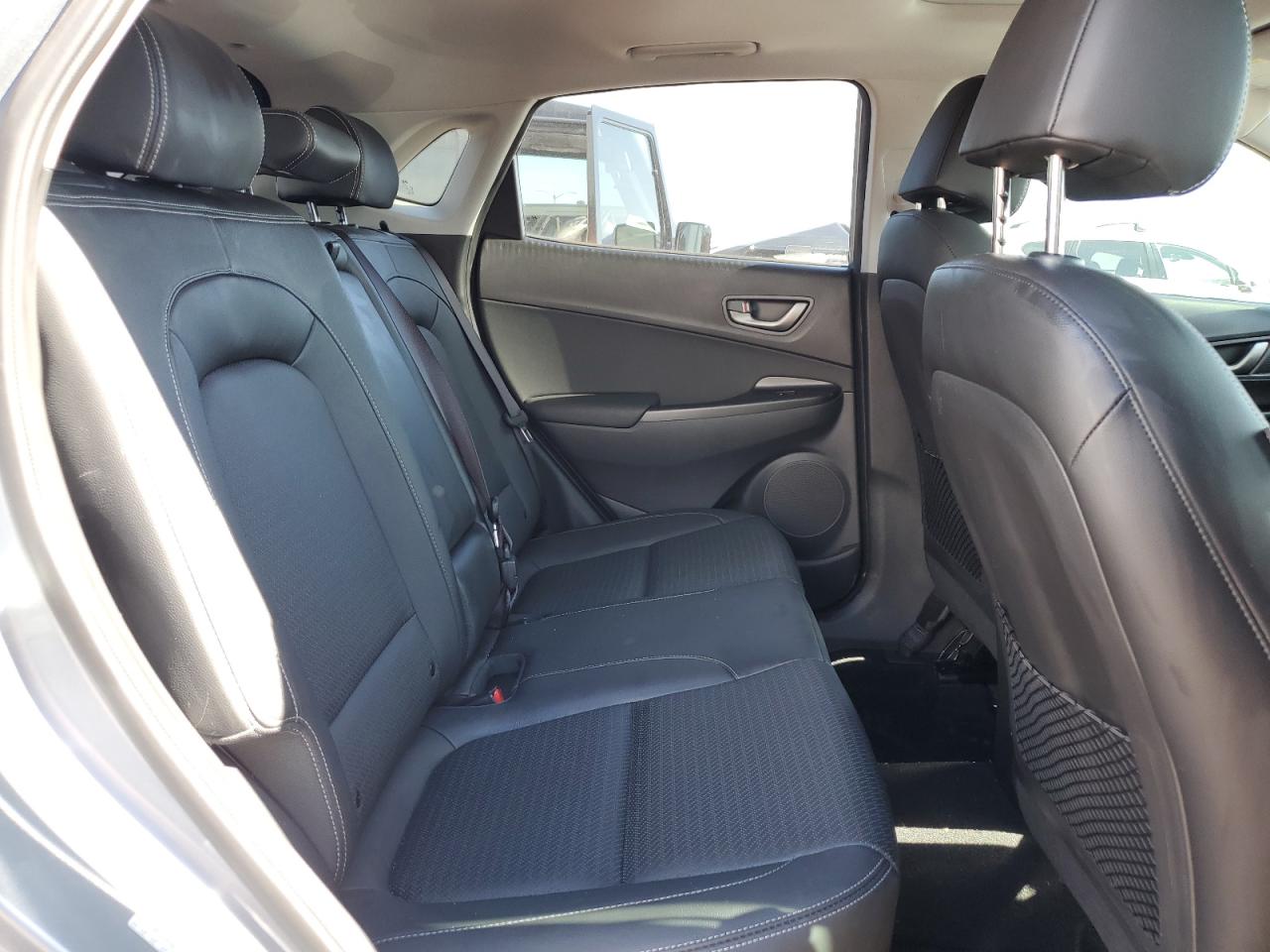 Photo 9 VIN: KM8K53A56MU635191 - HYUNDAI KONA 